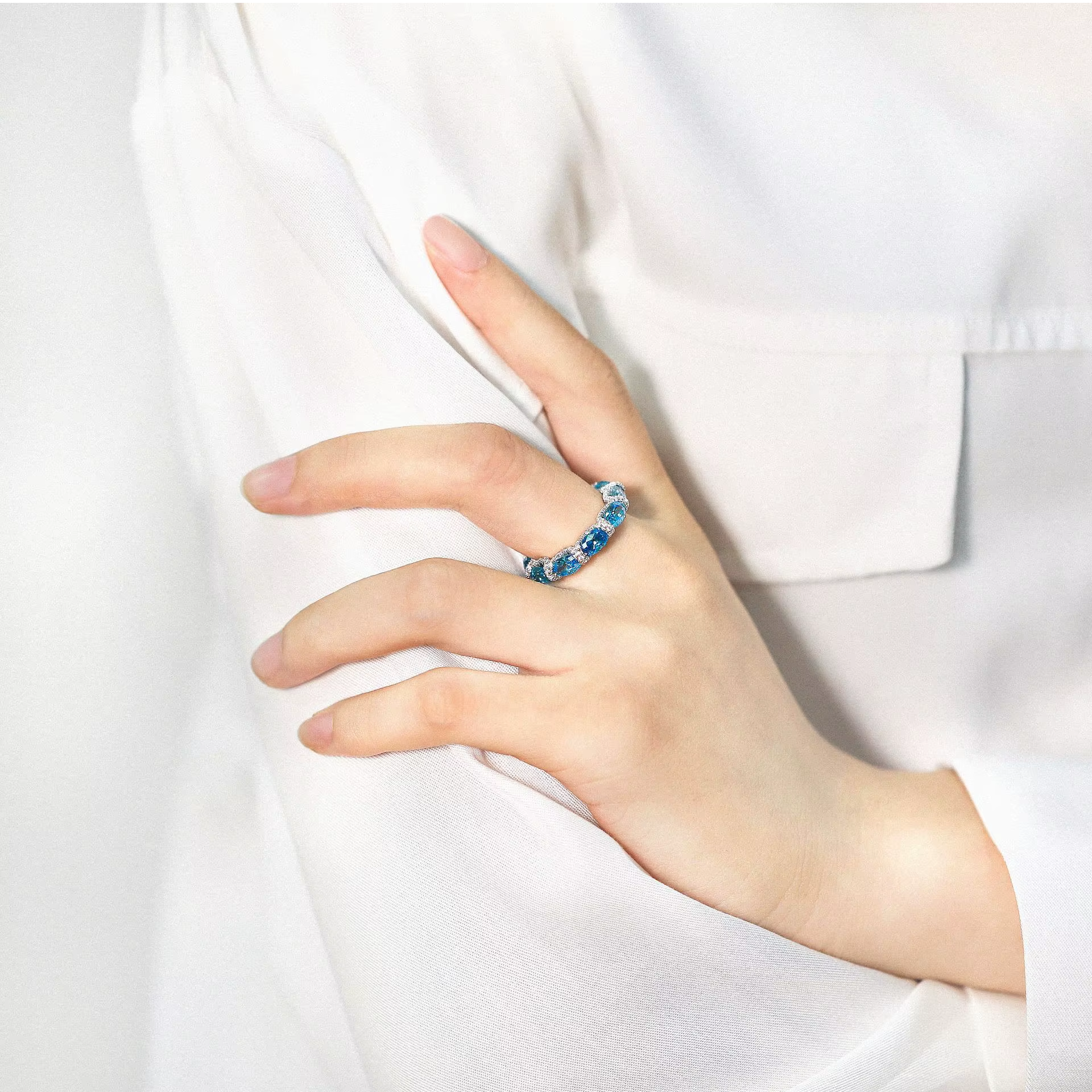 Anel Brilho em Prata 925 e Zircônias