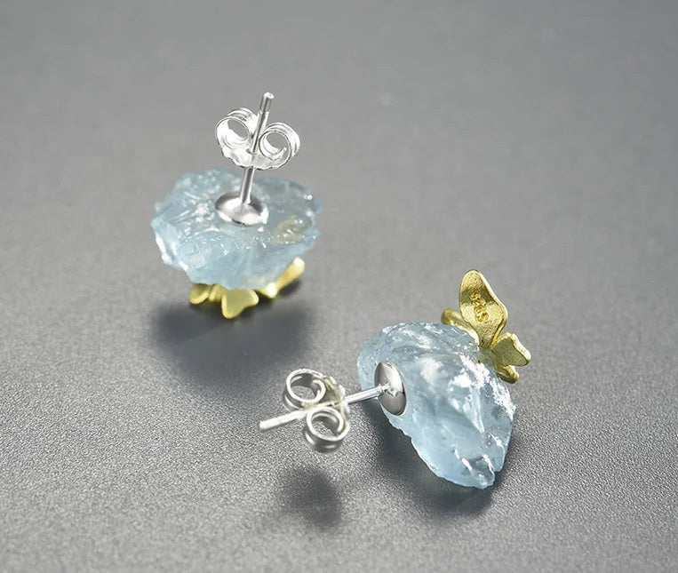 Brinco Borboleta em prata 925 com Acquamarine